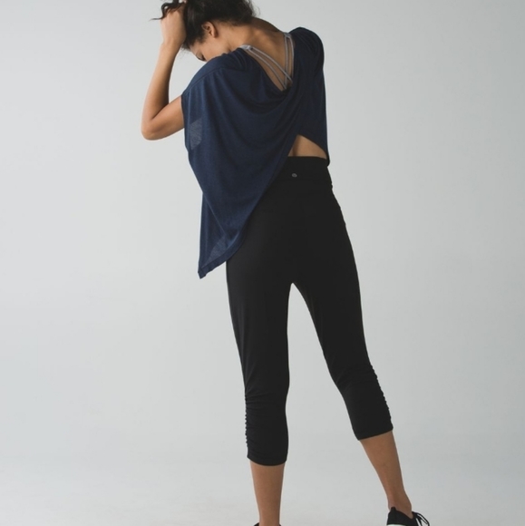 Lululemon Sunset Salutation Crop Leggings - Picture 2 of 14